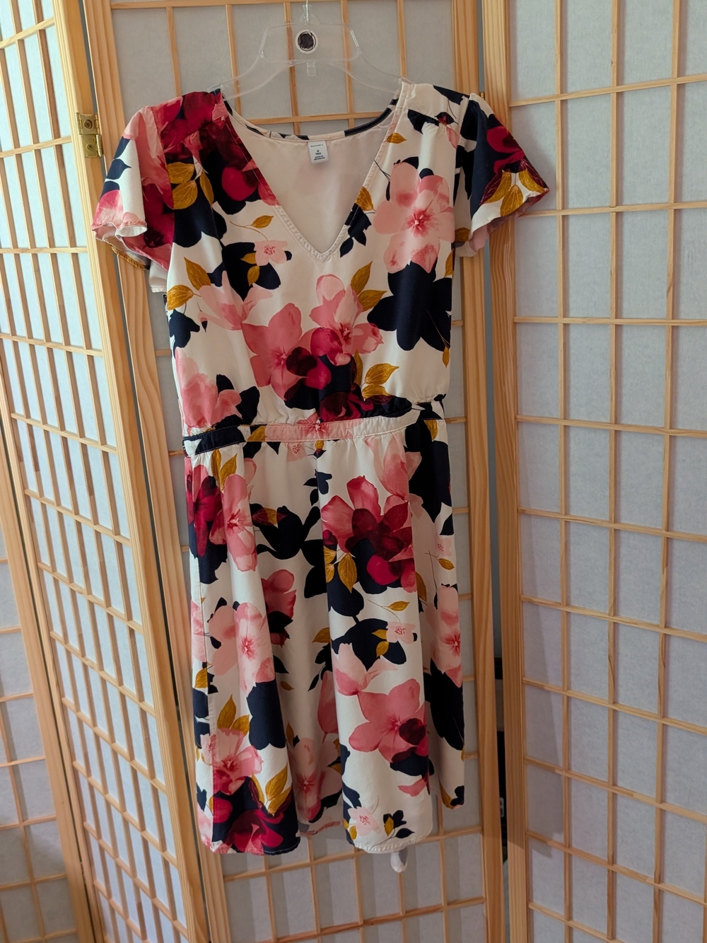 Old Navy V-neck Floral Midi Dress Medium Tall